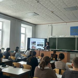 Классный час «Знакомство с Профессионалитетом»