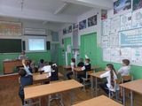 Урок естествознания в младших классах