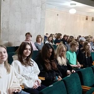 ЗА КАЖДОЙ ПЕСНЕЙ — ПРИЗЫВ К ЖИЗНИ: