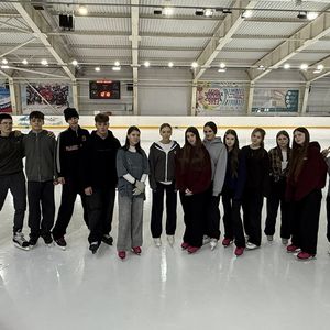 ⛸️ 27 ФЕВРАЛЯ — 9«Б» НА ЛЬДУ!