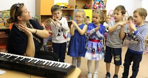 музыкальный руководитель