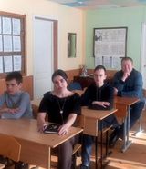 18.03.2024 г. Гости открытого урока директор школы Зозуль Г.Н., преп. Макаев А.В., учащиеся отделения