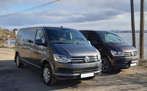 Микроавтобус для туристов