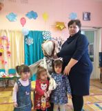 03.03 Фото с Масленой - младшая группа