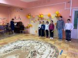 Поздравления от воспитанников музыкальной школы