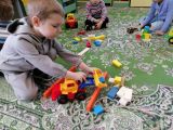 Игровая деятельность детей. "Строим дом".