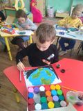 Рисование на тему "Планета Земля".