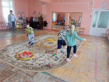 "Яблочный спас в детском саду"