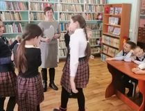 Большепаратская библиотека