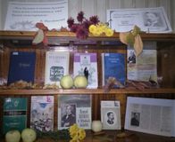 Книжная подборка  Часовенской библиотеки "Я жил лишь затем, чтобы писать"