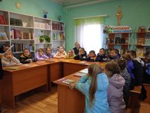 Большепаратская библиотека