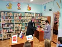 Большепаратская библиотека