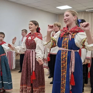 Концерт «Поет, звенит златая Русь!» лауреатов конкурсов фольклорного отдела состоялся в ЖДШИ № 1