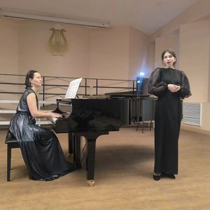 Девять юных вокалистов ЖДШИ № 1 стали лауреатами Международного фестиваля-конкурса «Волшебный мир искусства»