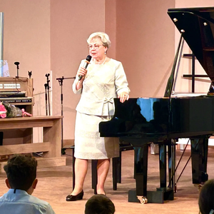 Юбилейный творческий вечер О.Л. Богдановой «Мечты сбываются!» состоялся в ЖДШИ № 1