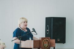 Выступает Елена Богданова