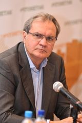 Ведущий круглого стола В.А. Фадеев (06.09.2017 г.)