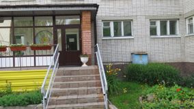 водоотвод на козырьке центрального входа