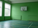  Спортивный зал для проведения занятий по физкультуре, спортивных секций по баскетболу, волейболу и настольному теннису