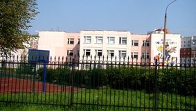 Ограждение пришкольной территории