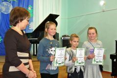 Н.А.Жемойтук, Варвара Станиславская, Ярослава Алексеева и Алиса Салдукайте