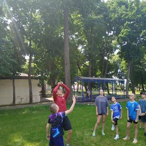 Подвижная игра "Лапта", посвященная Международному Дню Защиты детей