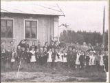 1 сентября 1969г. школа № 93 открыла свои двери для детей в новом здании.