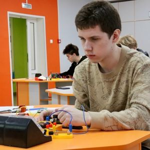 Тряпицын Владислав, учащийся 10 класса, принял участие в финале межрегионального турнира "Кубок ДНК по физике"