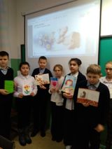 Дорогим нашим мамочка от 5 А класса