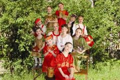 Вокальный ансамбль «Северная отрада», МОУ ДОД ДМШ № 36, г. Северодвинск Руководитель Ульмасова И.К.   