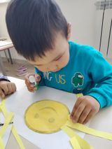 Автор: Жәнет Бекнұр Айдынұлы, Күн көктемгі аппликациясы. Куратор: Исмагулова Раузана. Дата публикации: 29.04.2022