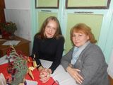 Призёр литературно-музыкальной гостиной Есекова Анна с руководителем Перегудовой О.В.