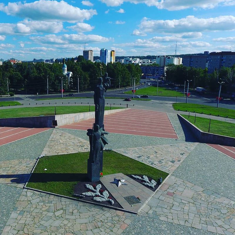 Трудовое город. Пенза город трудовой доблести. Пенза город трудовой славы. Стела город трудовой доблести пе. Памятник трудовой доблести Пенза.