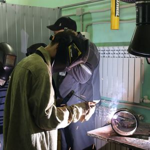 ДВОЙНОЕ ПОГРУЖЕНИЕ В ПРОФЕССИЮ: СВАРКА И АВТОСЕРВИС В СКПТиАС!