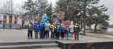 #ГодзащитникаОтечества. Дети возложили цветы к памятнику