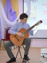Ежов Е. , 6 класс, отделение народных инструментов