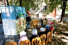 Спектакль "Настоящий друг познается в беде!"