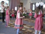 танец с цветами группы Ромашка