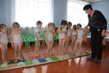 Ходьба приставным шагом