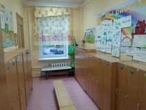 Группа №3 "Колокольчики" (раздевалка)