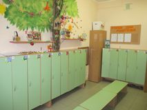 Группа № 7 "Звездочки" (раздевалка)