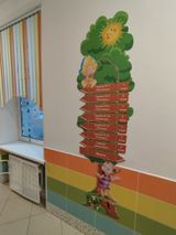 Коридор 1 этажа (у центрального входа)