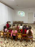 Просмотр и обсуждение мультфильма «Цветик семицветик» по мотивам сказки В.Катаева