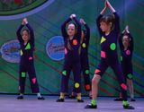 группа Акварельки - танец Попрыгушки