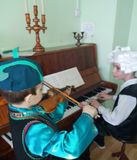 Моцарт - Дудников Павел (уч-ся 3 класса) и Сверчок - Богатырёв Дима (уч-ся 1 класса)