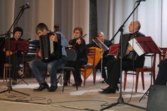 солист Алексей Сураев