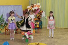 Подготовительная группа №11 сказка "Муха-цокотуха"