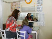 Индивидуальное занятие с использованием компьютерной логопедической программы