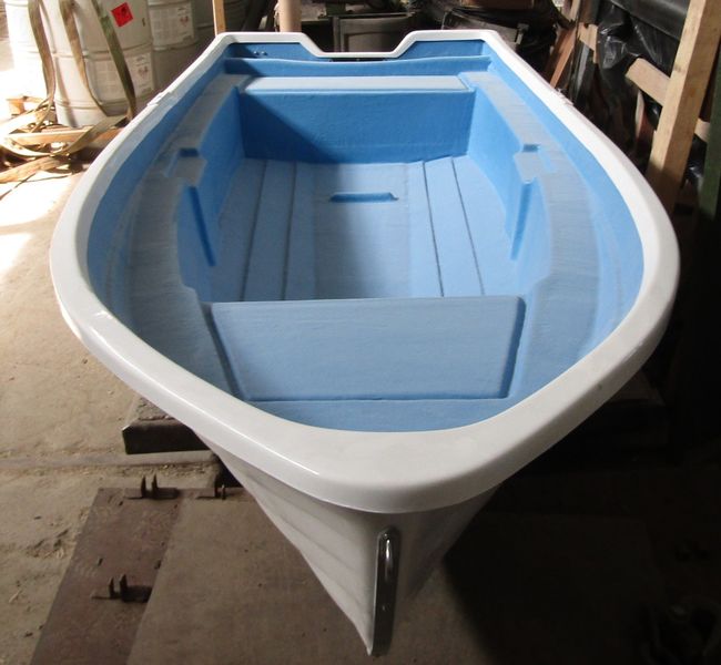 Лодка СЛК-400 П из стеклопластика