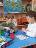 Дид.игра "Сортировка мусора"